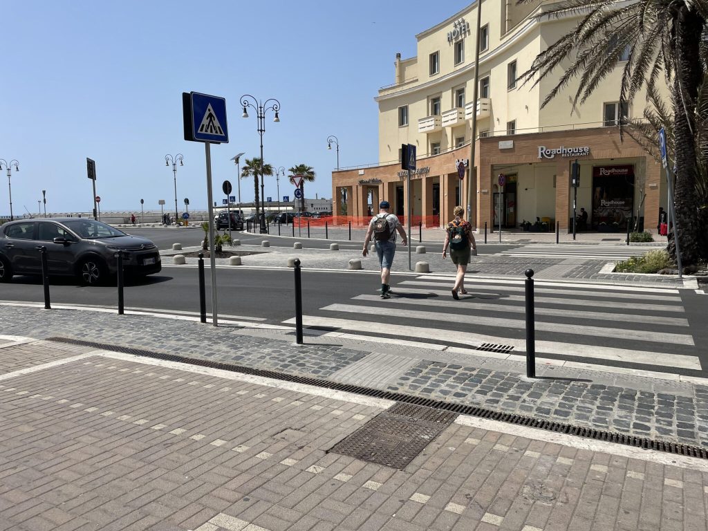 Piazza Ravennati 2048x1536 1