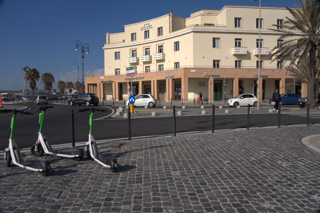 Piazza ravennati monopattini